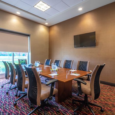 Holiday Inn Murfreesboro By Ihg Екстериор снимка